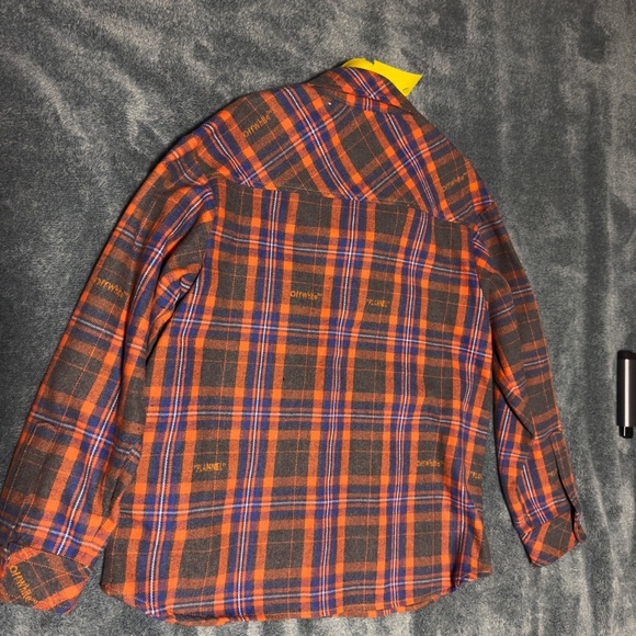 Off white - Picture 5 of 6